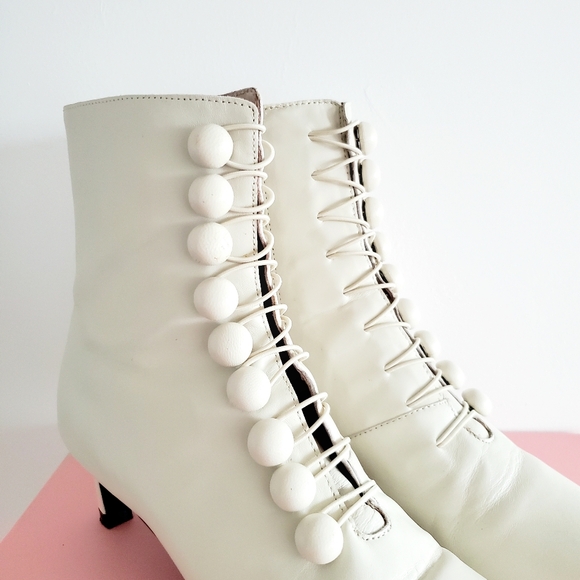 Intentionally Blank France Nappa Leather Ankle Booties Size 7 WHITE - Picture 9 of 16